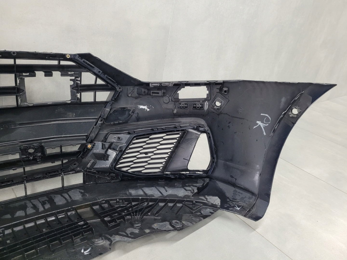 Front Bumper Audi A7 4K8 S-Line 18-