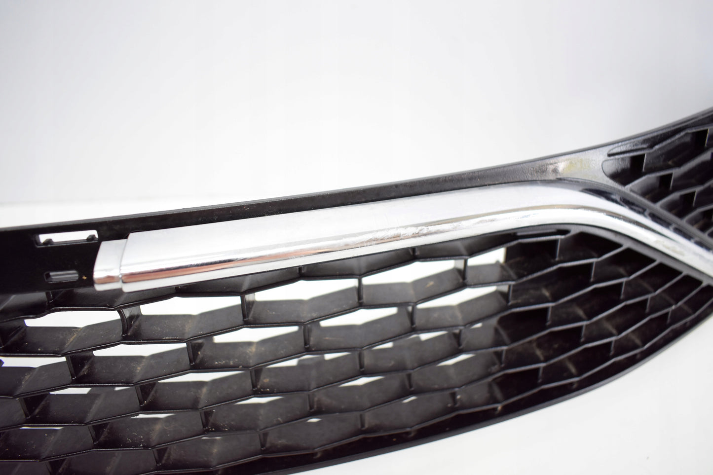 LANCIA YPSILON MIDDLE CHROME BUMPER TRIM ORG