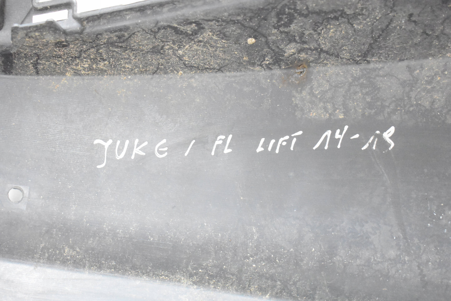 NISSAN JUKE FRONT BUMPER ORIGINAL LOWER 10-14