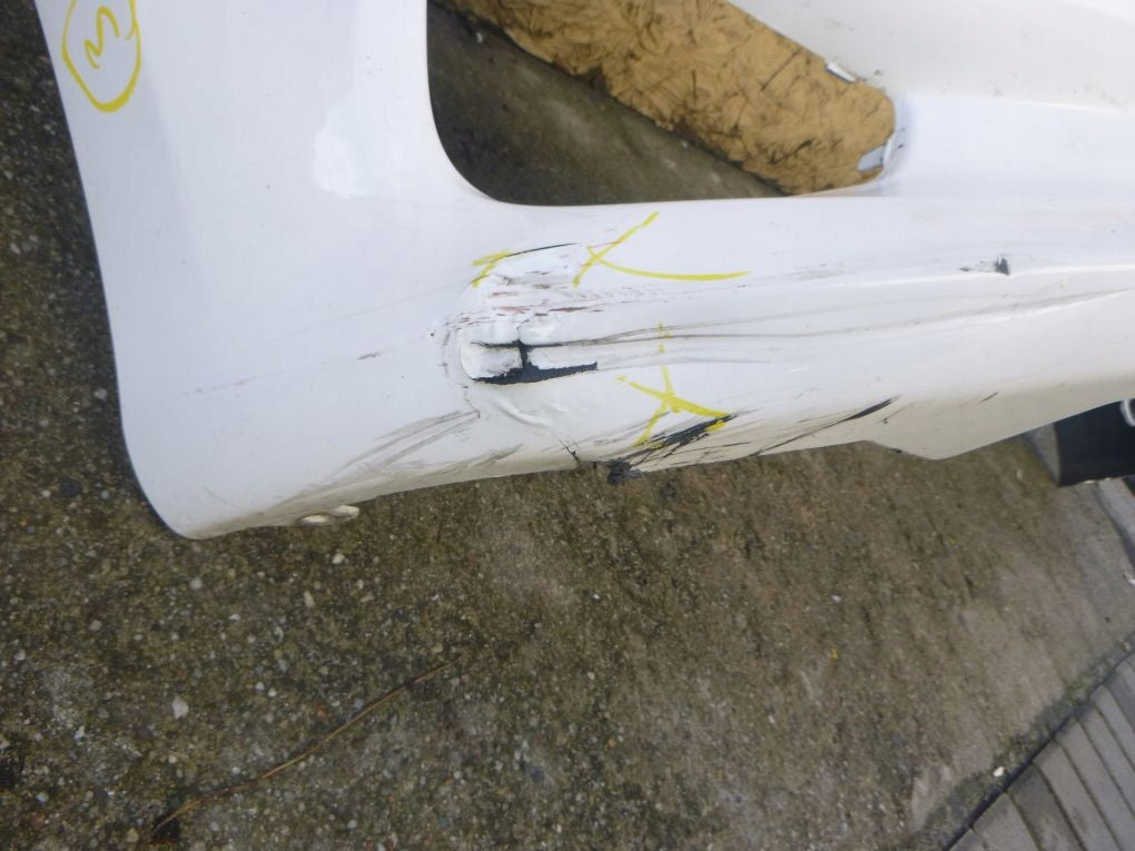 TOYOTA YARIS 4 IV 20- Front Bumper