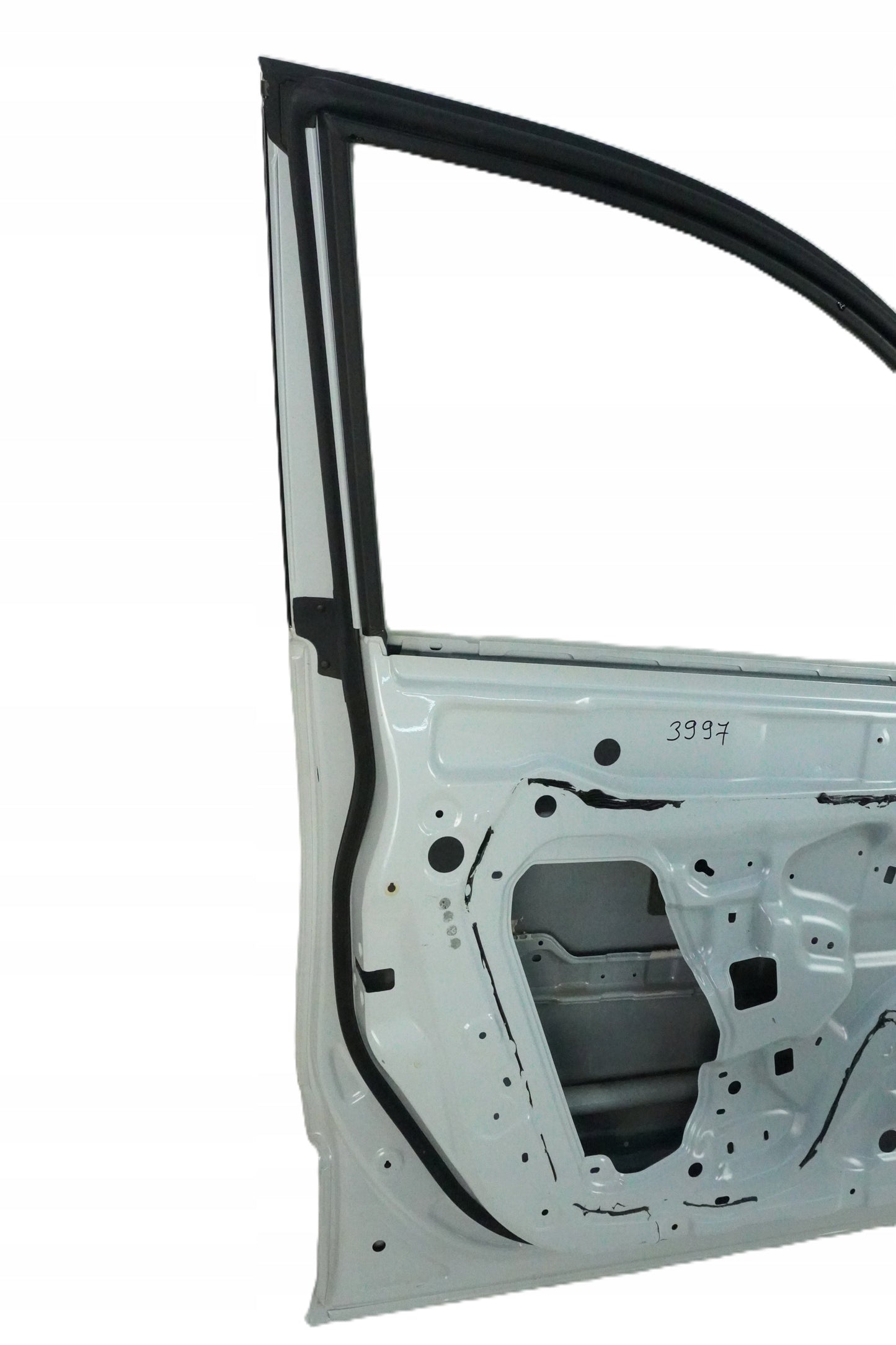 KOLEOS II 2-DOOR LEFT FRONT DOOR PEARL WHITE TEQNC INITIALE