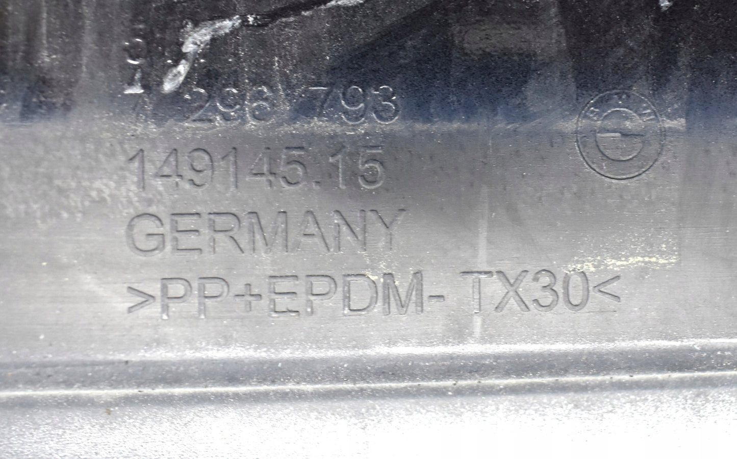 BMW I3 LEFT FRONT DOOR PANEL SHELL