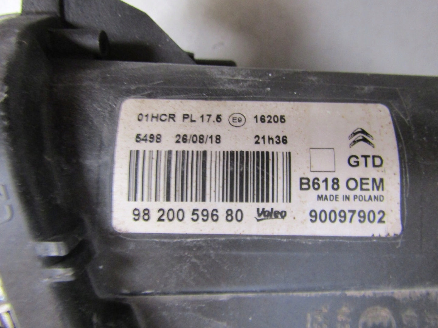 HEADLIGHT CITROEN C3 III STANDARD 16-20 LH LEFT 9820059680