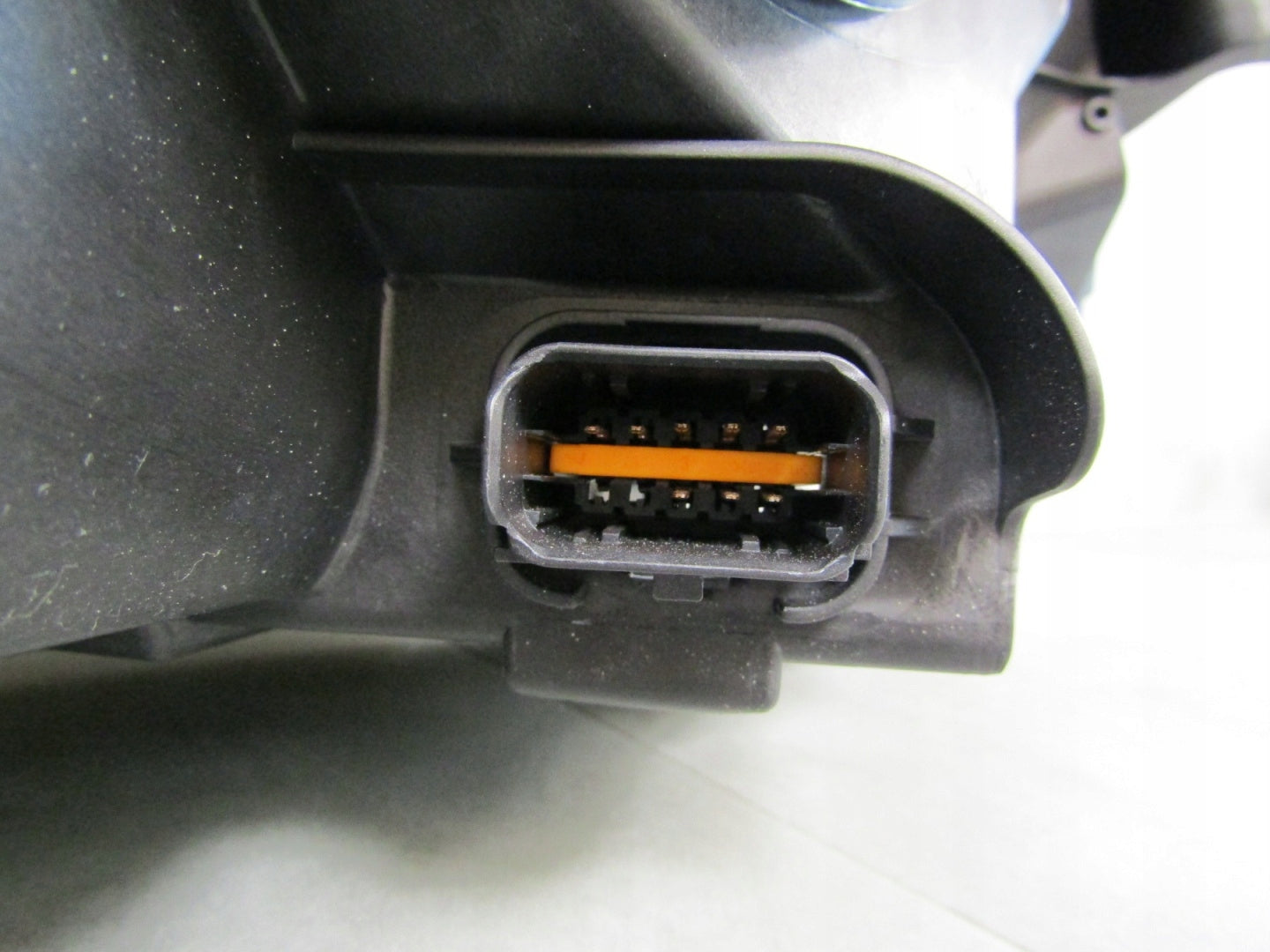 HEADLIGHT CITROEN C3 PICASSO STANDARD LH 08-17 9681873980