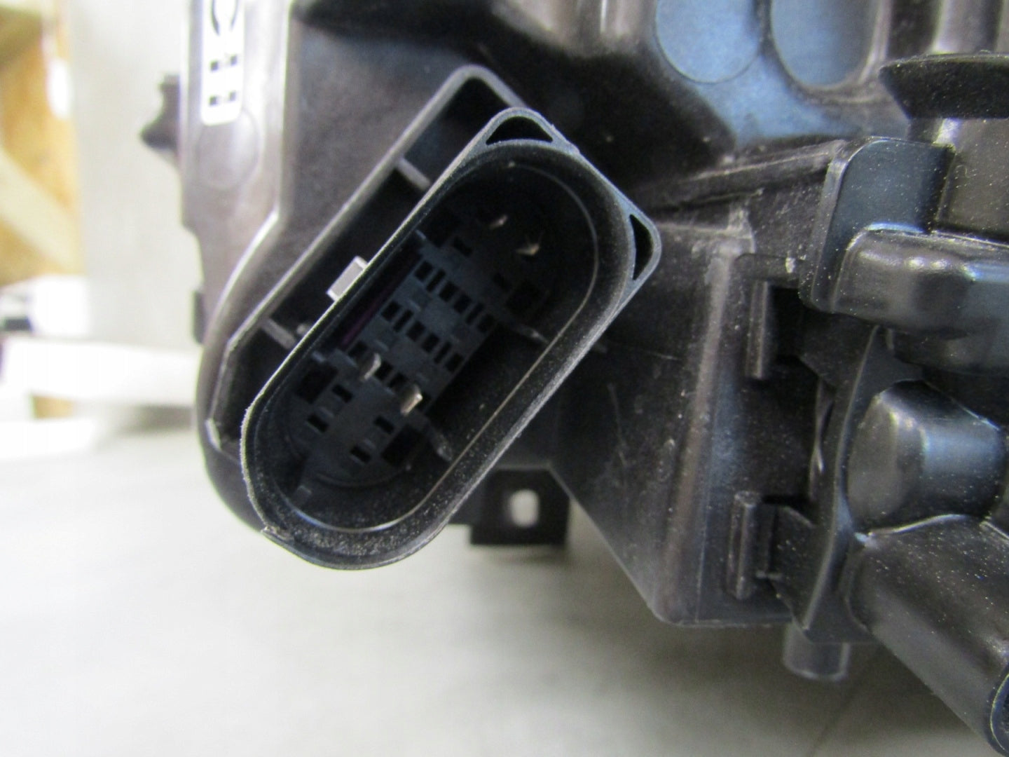 MERCEDES B-CLASS W247 LIFT MULTIBEAM 23- RH HEADLIGHT