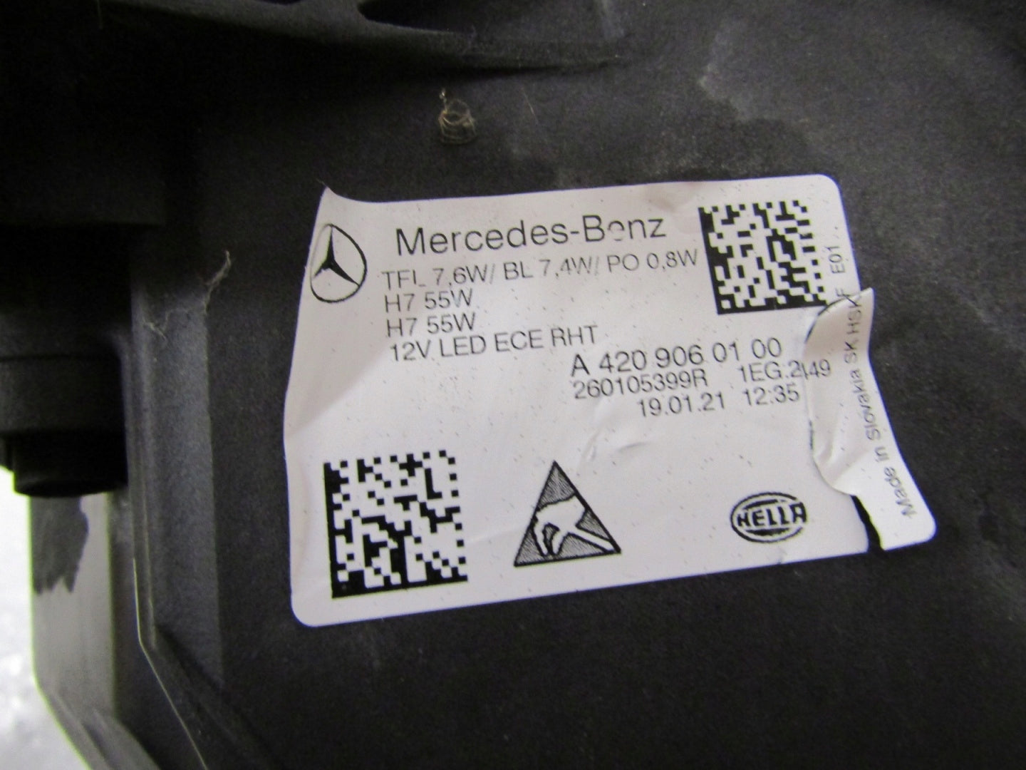 MERCEDES CITAN W420 STANDARD HEADLIGHT 21- RH A4209060100