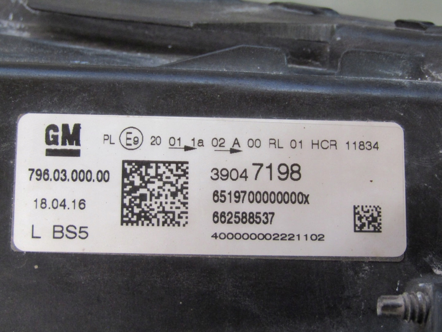 HEADLIGHT OPEL ASTRA K STANDARD 15- LH LEFT 39047198