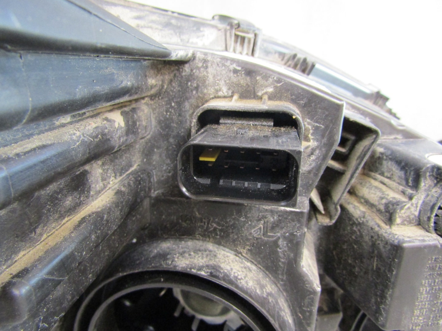 FRONT HEADLIGHT PEUGEOT 308 T9 LIFT STANDARD LENS 17-21 LH LEFT 981699068000