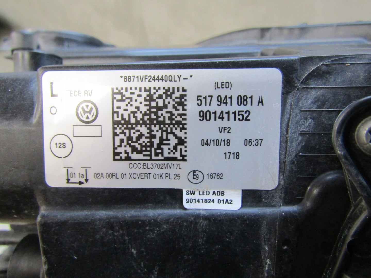 VOLKSWAGEN GOLF SPORTSVAN LED LIFT HEADLIGHT LH LEFT 18-20 517941081