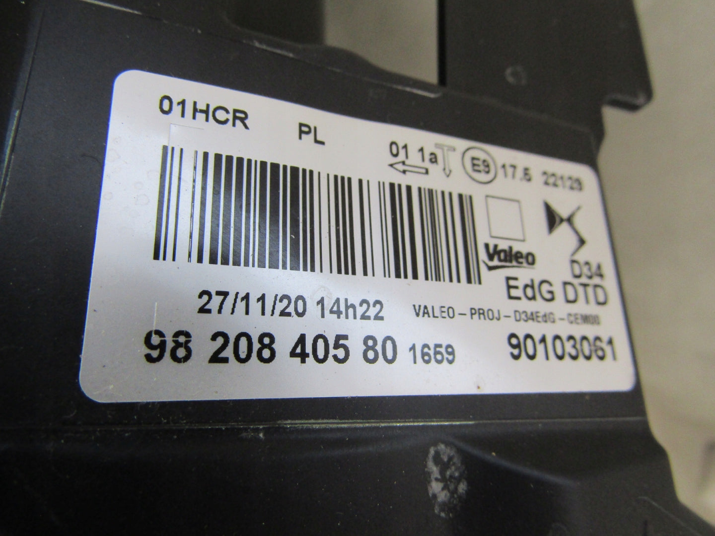 Front Lamp Citroen DS3 DS 3 CROSSBACK STANDARD 18- RH 98200840580