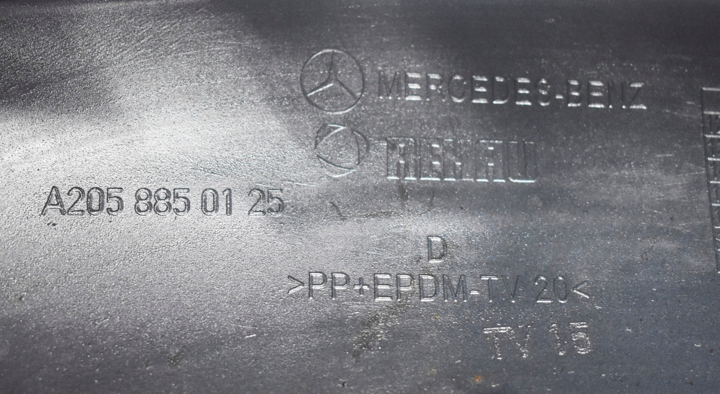 MERCEDES C-CLASS W205 FRONT BUMPER SUPER CONDITION ORG