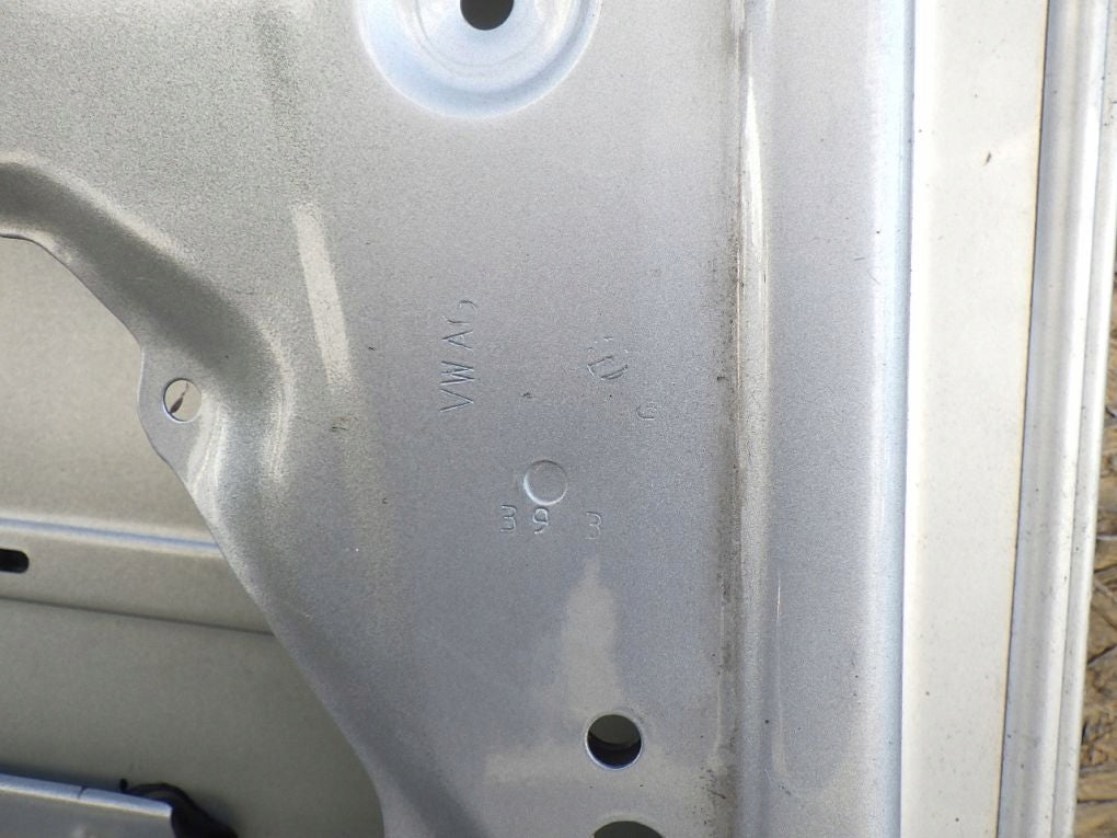 VW CADDY 2K5 2K0 Left Rear Door