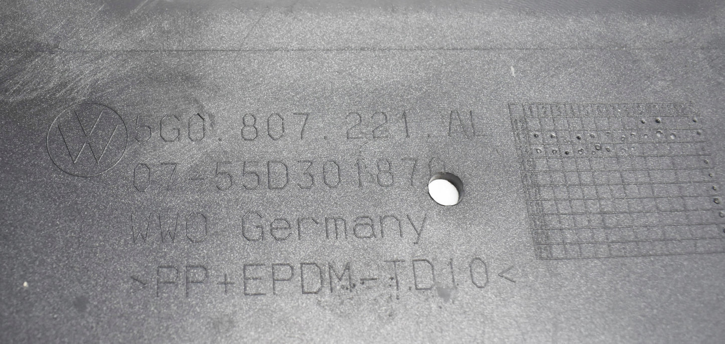 VW GOLF R LINE 5G0 ESITULE ORIGINAAL SUPER SEISUKORRAS