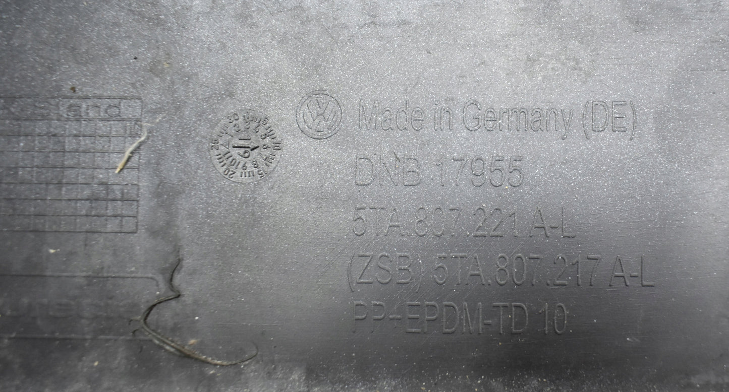 VW TOURAN 5TA FRONT BUMPER ORG