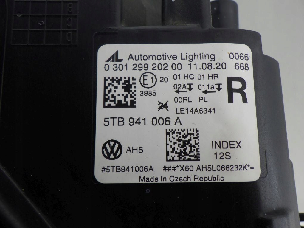 VW TOURAN III 3 5TB 15- 5TB941006A Right Headlight Lamp