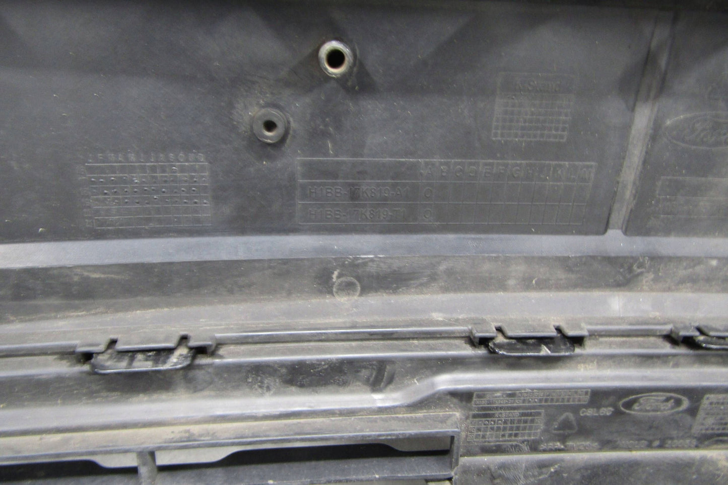 Front Bumper Ford Fiesta Mk8 VIII ST-Line 17-21 (+Undertray)