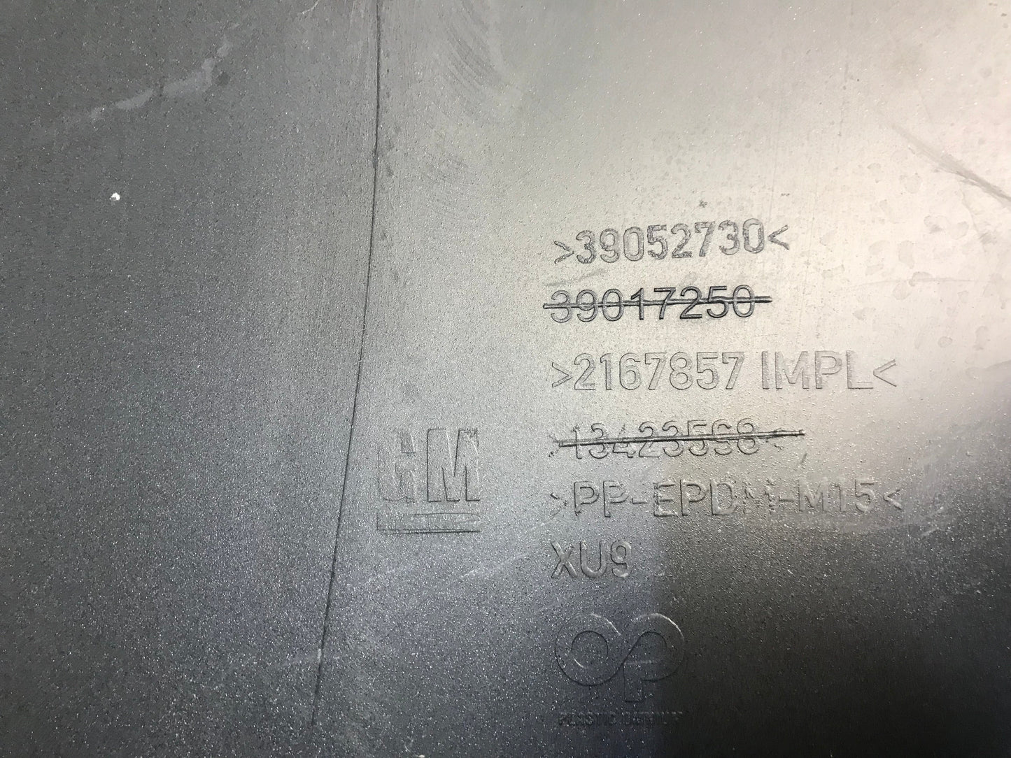 Opel / Vauxhall Astra K 2015- Front Bumper Used Genuine OEM: 39052730 / 39017250 / 2167857