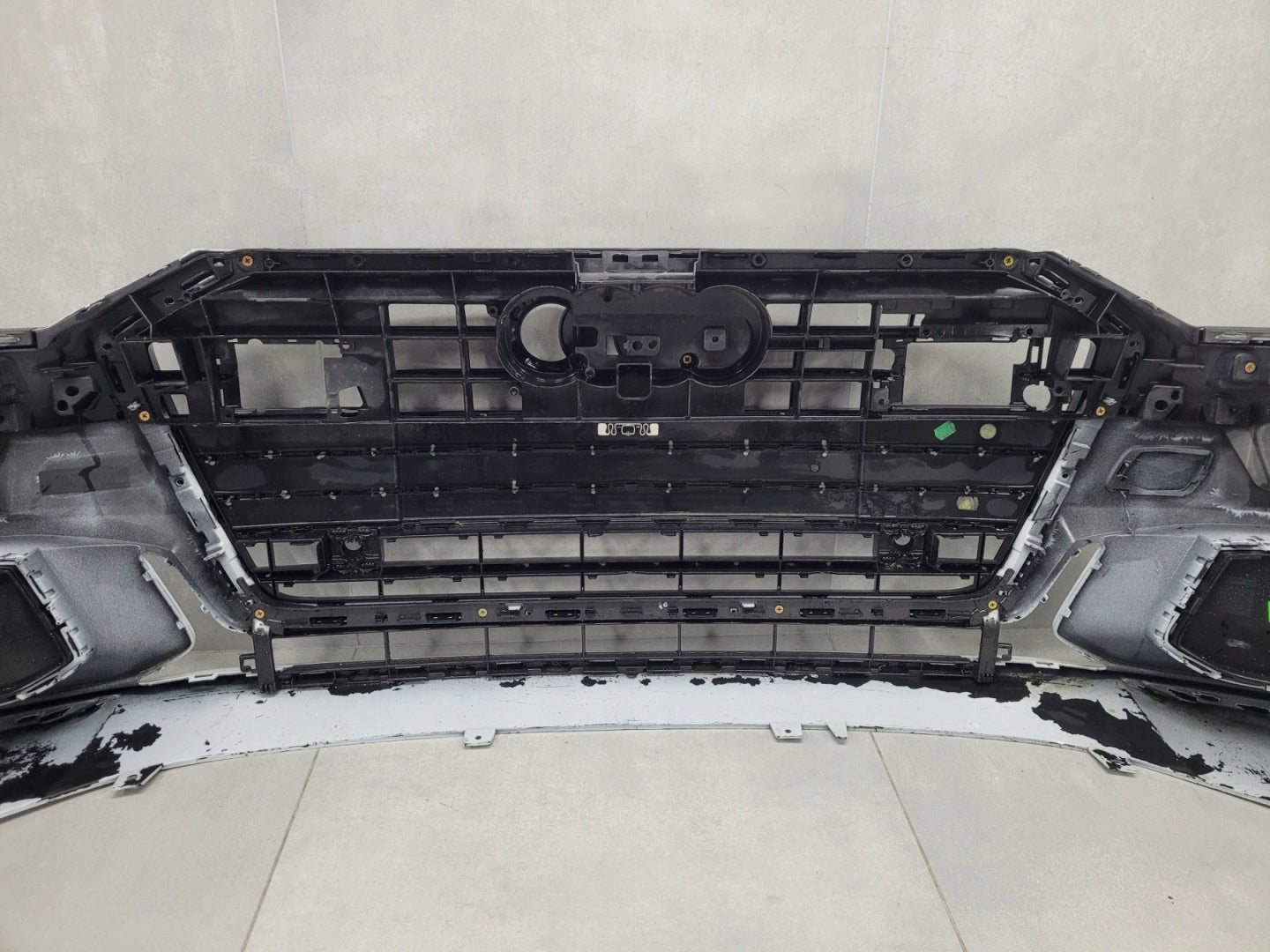 Front Bumper Audi A6 C8 4K0 S-Line 18- Audi