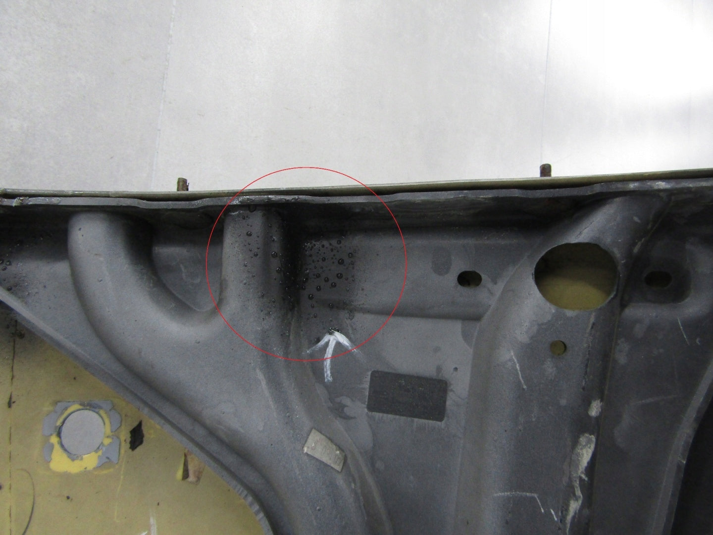 Aston Martin Vantage V8 05- Front Bumper