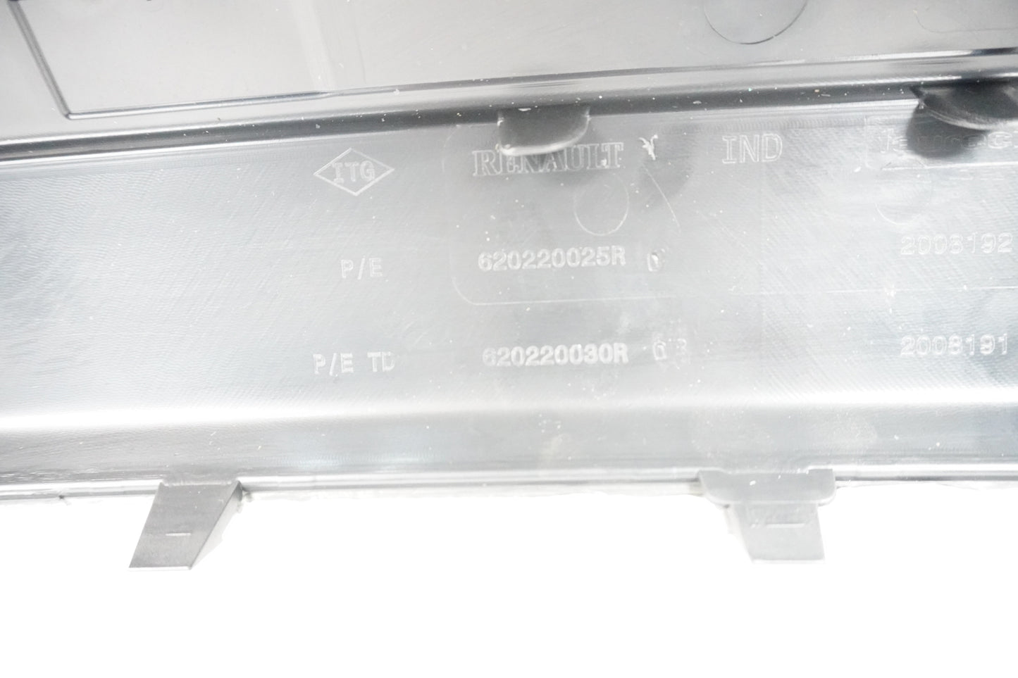 DACIA DUSTER I 10-17 FACTORY NEW FRONT BUMPER ORIGINAL