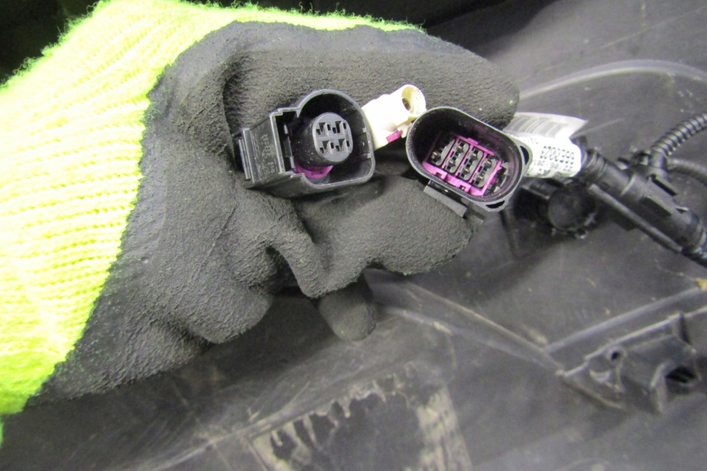 VW Up 1S6 Lift 16- Rear Bumper (Camera + PDC)