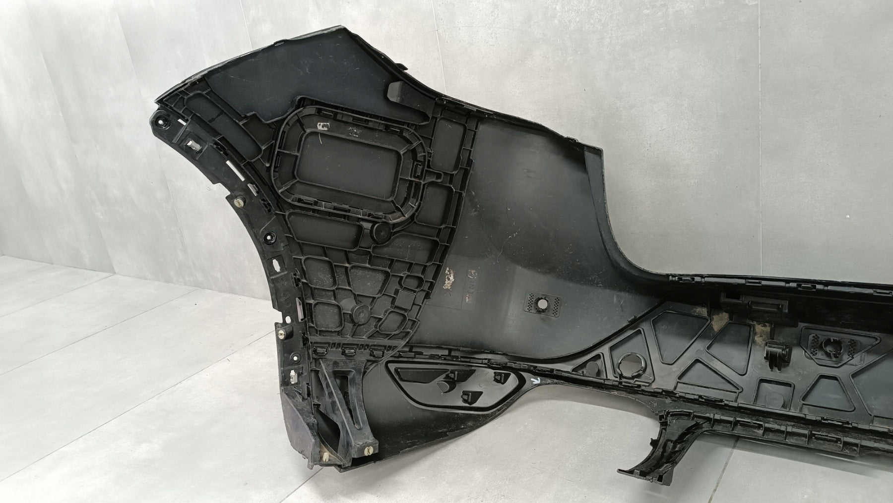 Rear Bumper Porsche Cayenne GTS 7P5 10-14