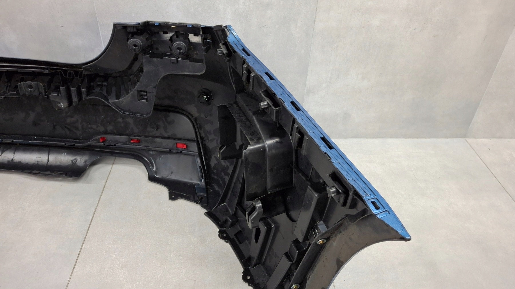 Rear Bumper for BMW 3 F30 Sedan M-Package 11-18 / + Skids