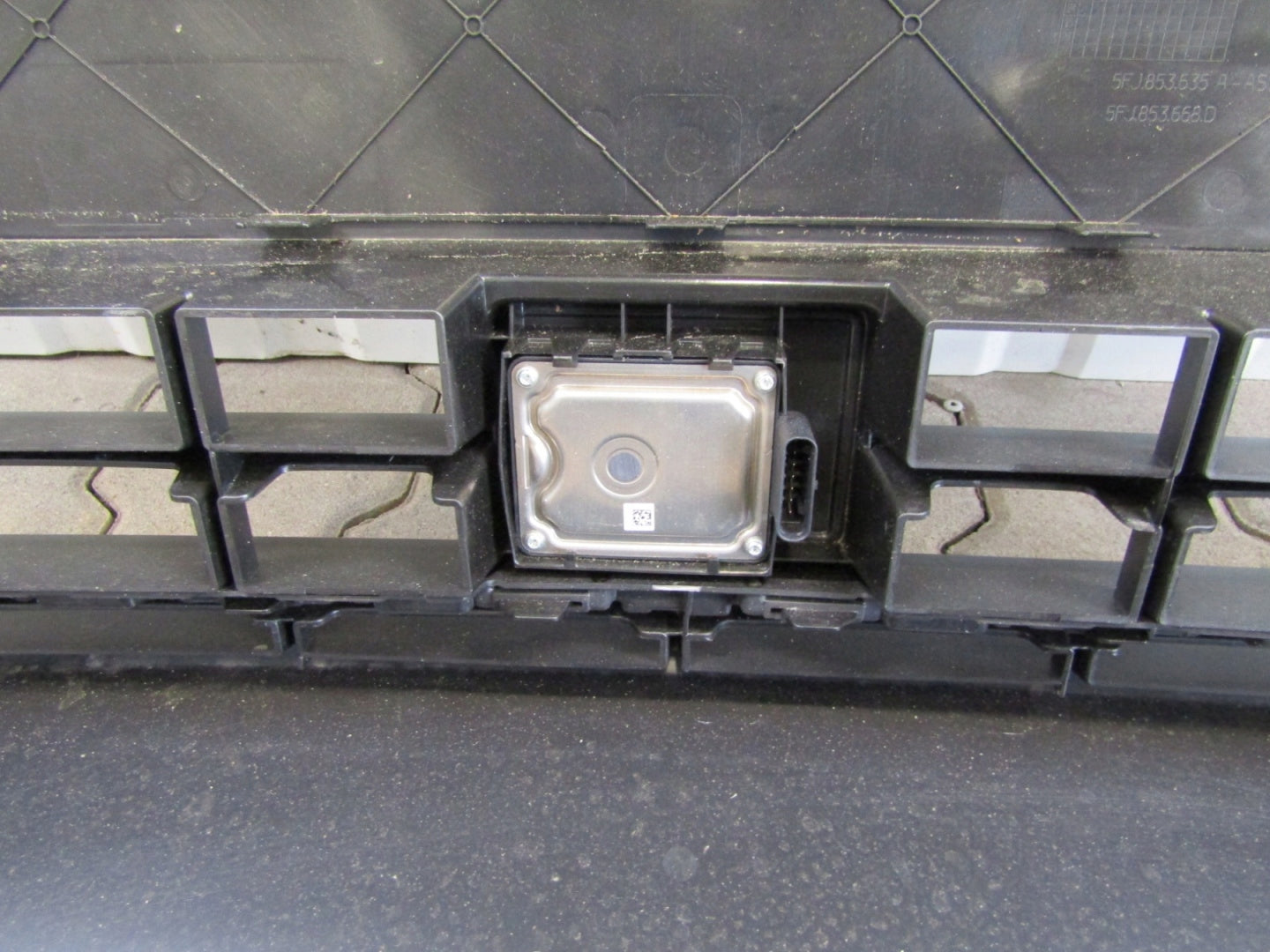 Front Bumper Seat Tarraco 5FJ 18- (Radar)