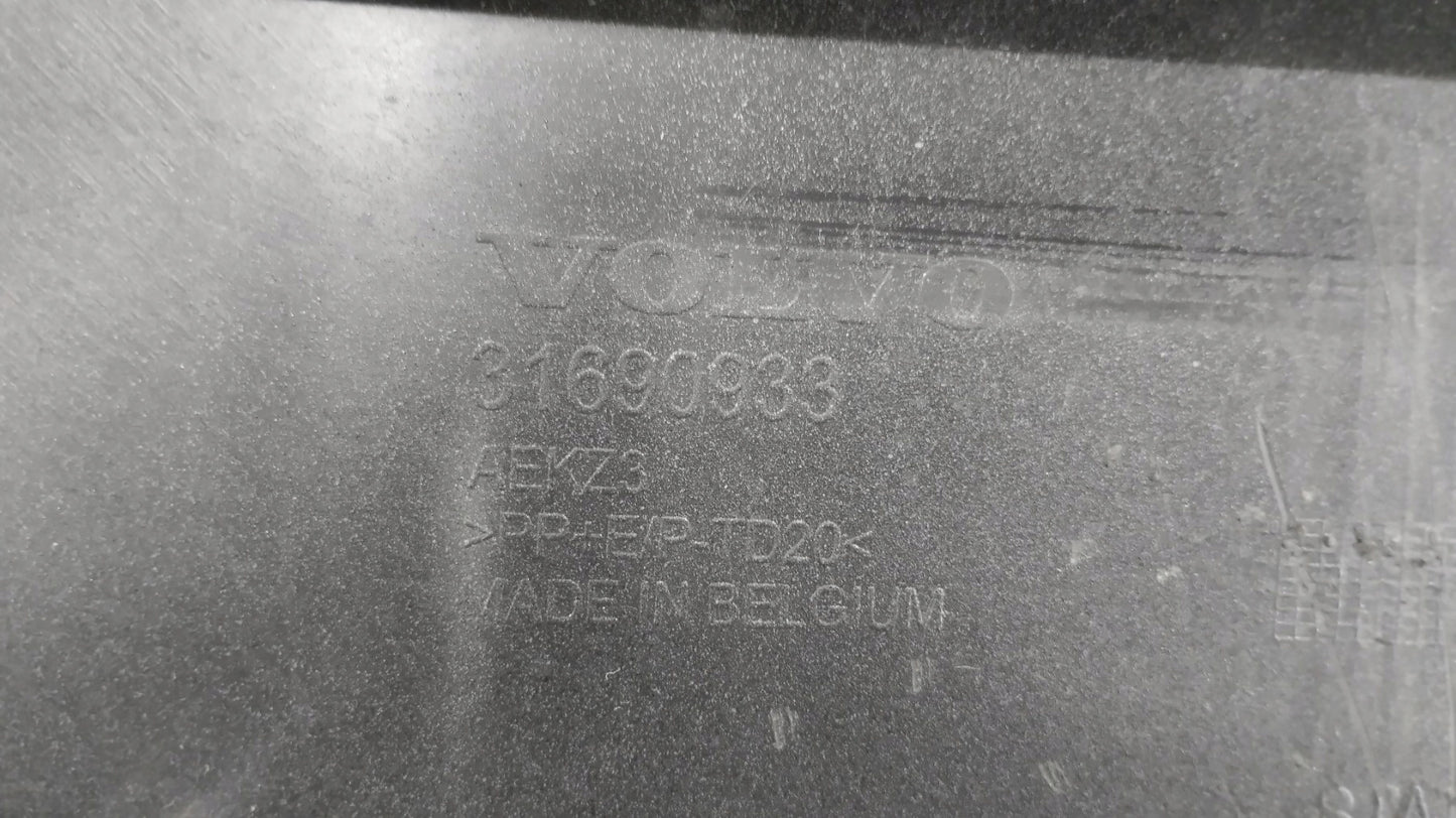 Zderzak przód Volvo XC40 XC 40 RECHARGE LIFT 22-