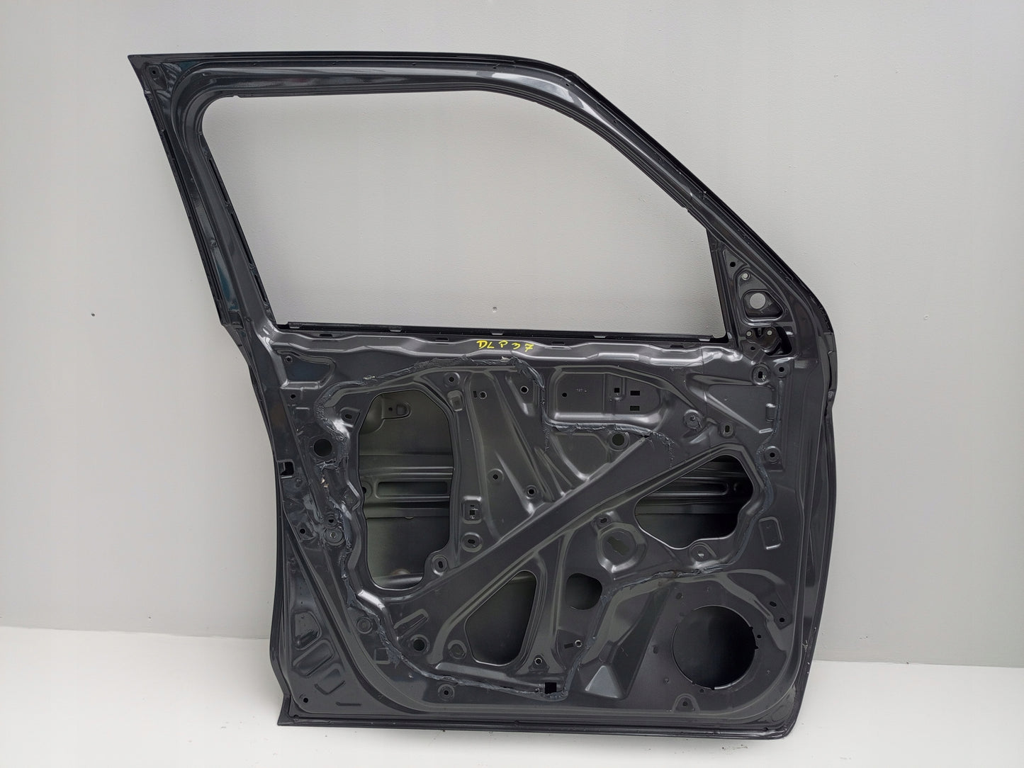 SUZUKI SWIFT VII MK9 2024- ETUVETOKÄÄN OVET VASEN ETUOVI VASEN