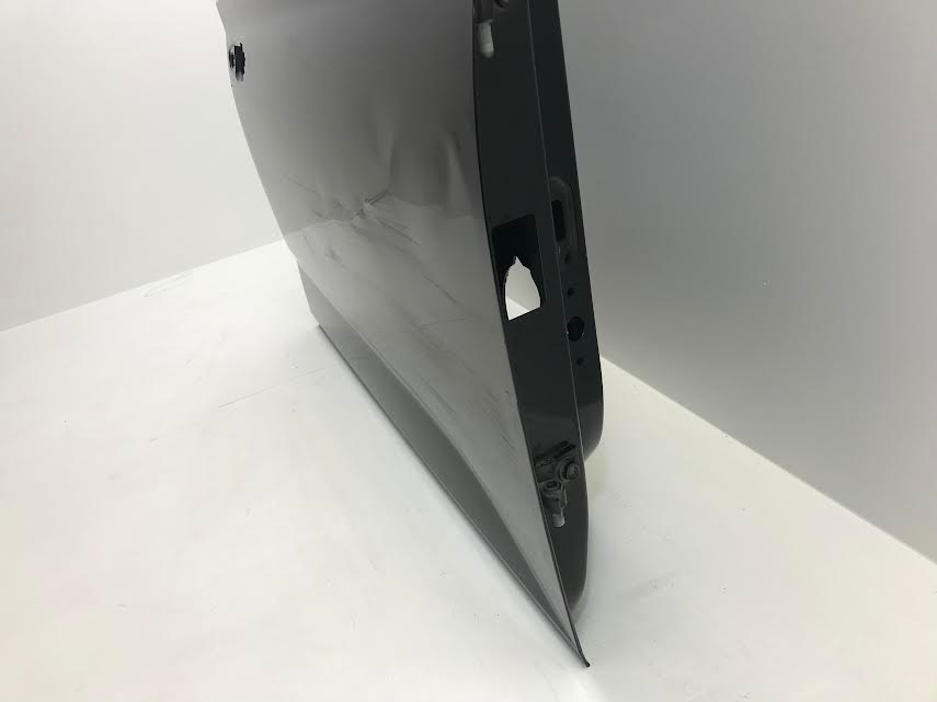 SKODA Kamiq  2019-2023 Front Right Door 658831602 ( used with defect )