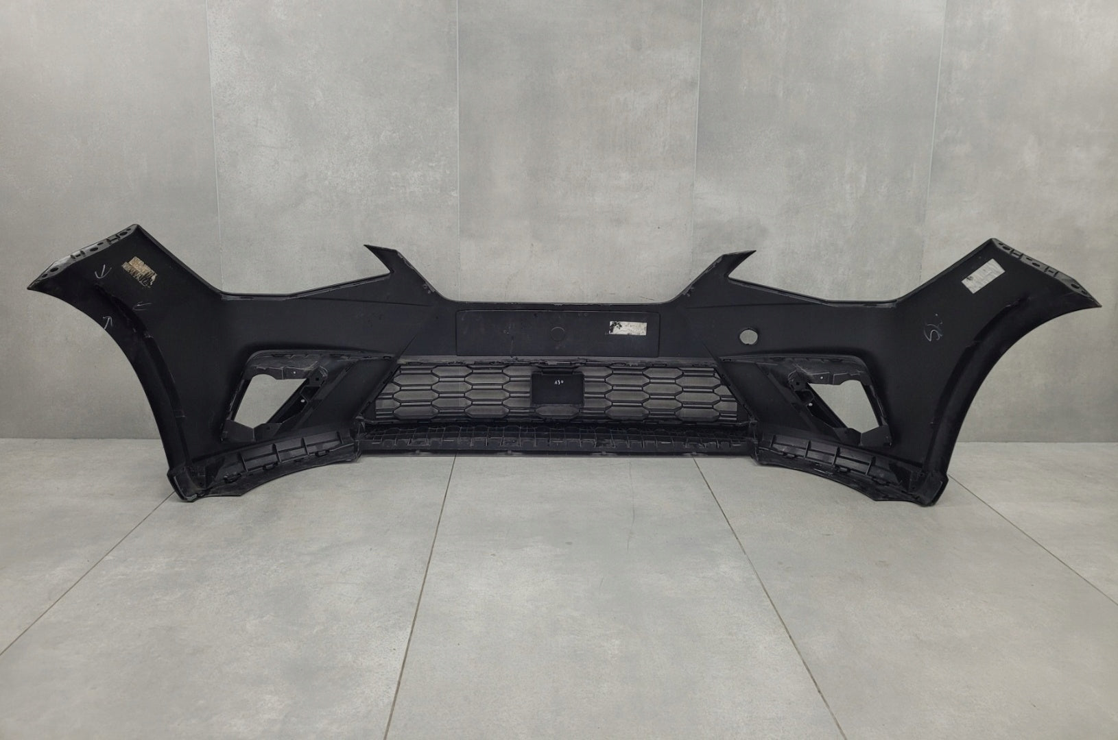 Front Bumper Seat Ibiza V 5 6F0 17-