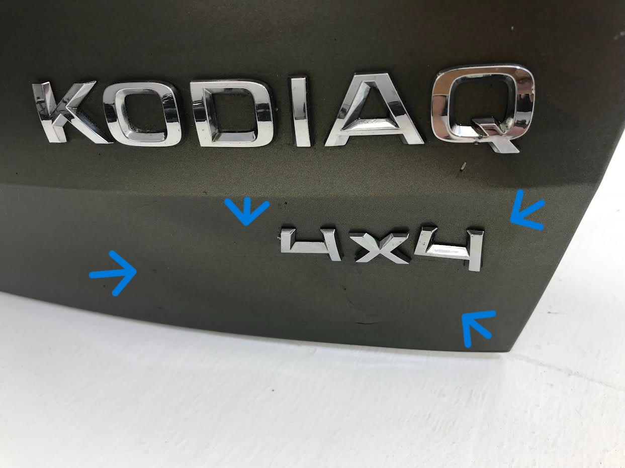 SKODA Kodiaq I 2017-2024 Bootlid Rear Boot 565827159 ( with defect )