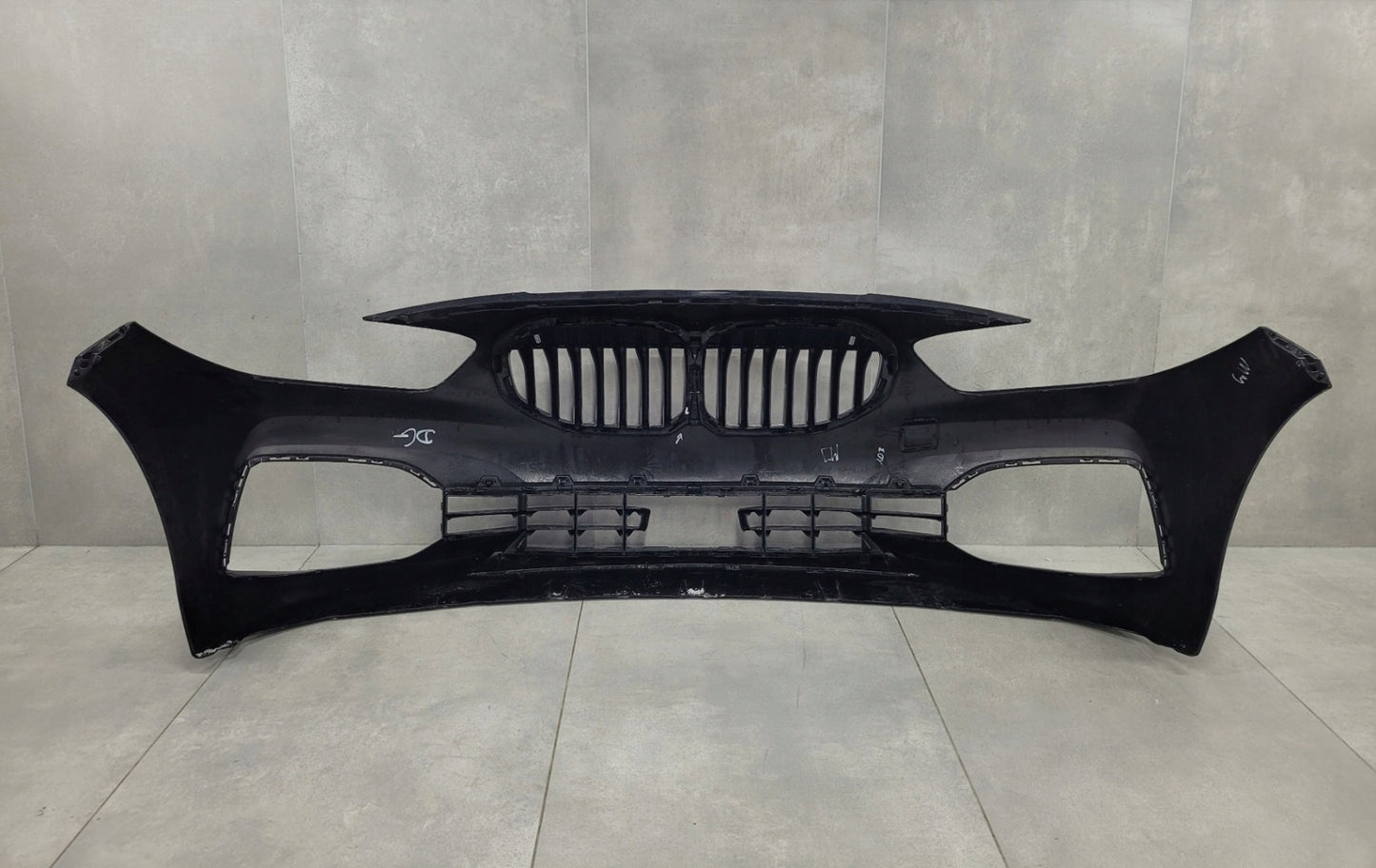 Front Bumper BMW 1 F40 Sport Line 2019-