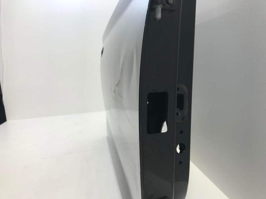 SKODA Kamiq  2019-2023 Front Right Door 658831602 ( used with defect )