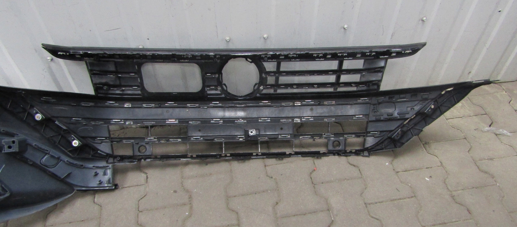 Front bumper for VW ARTEON R LINE LIFT eHybrid 20-