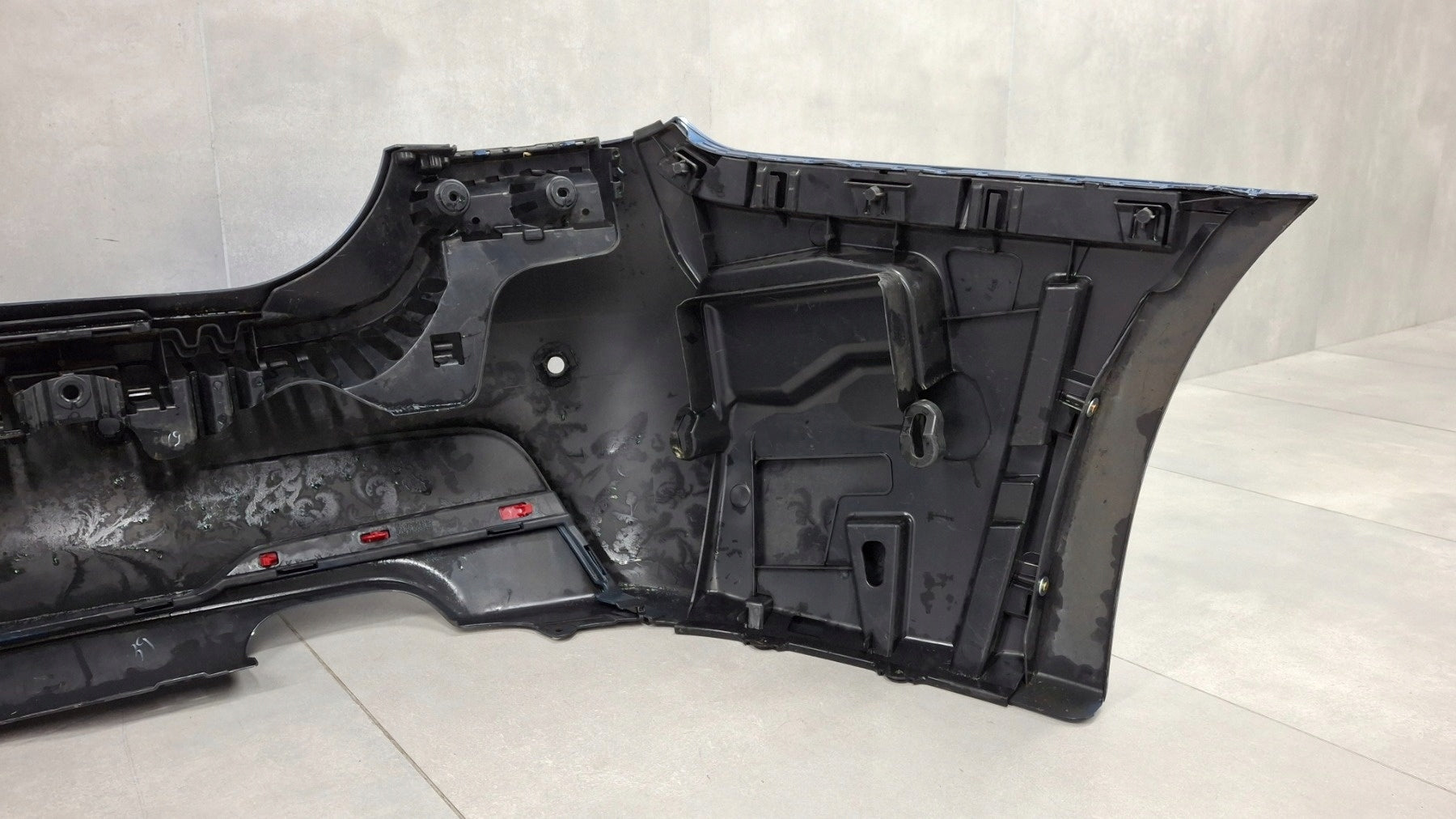 Rear Bumper for BMW 3 F30 Sedan M-Package 11-18 / + Skids