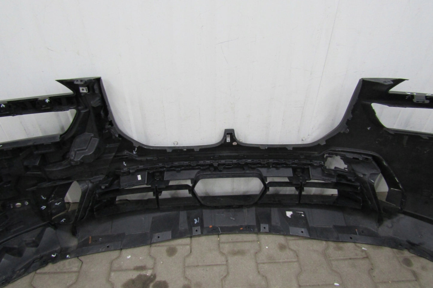 Front Bumper for BMW X7 G07 LIFT LCI M PACKAGE 22-