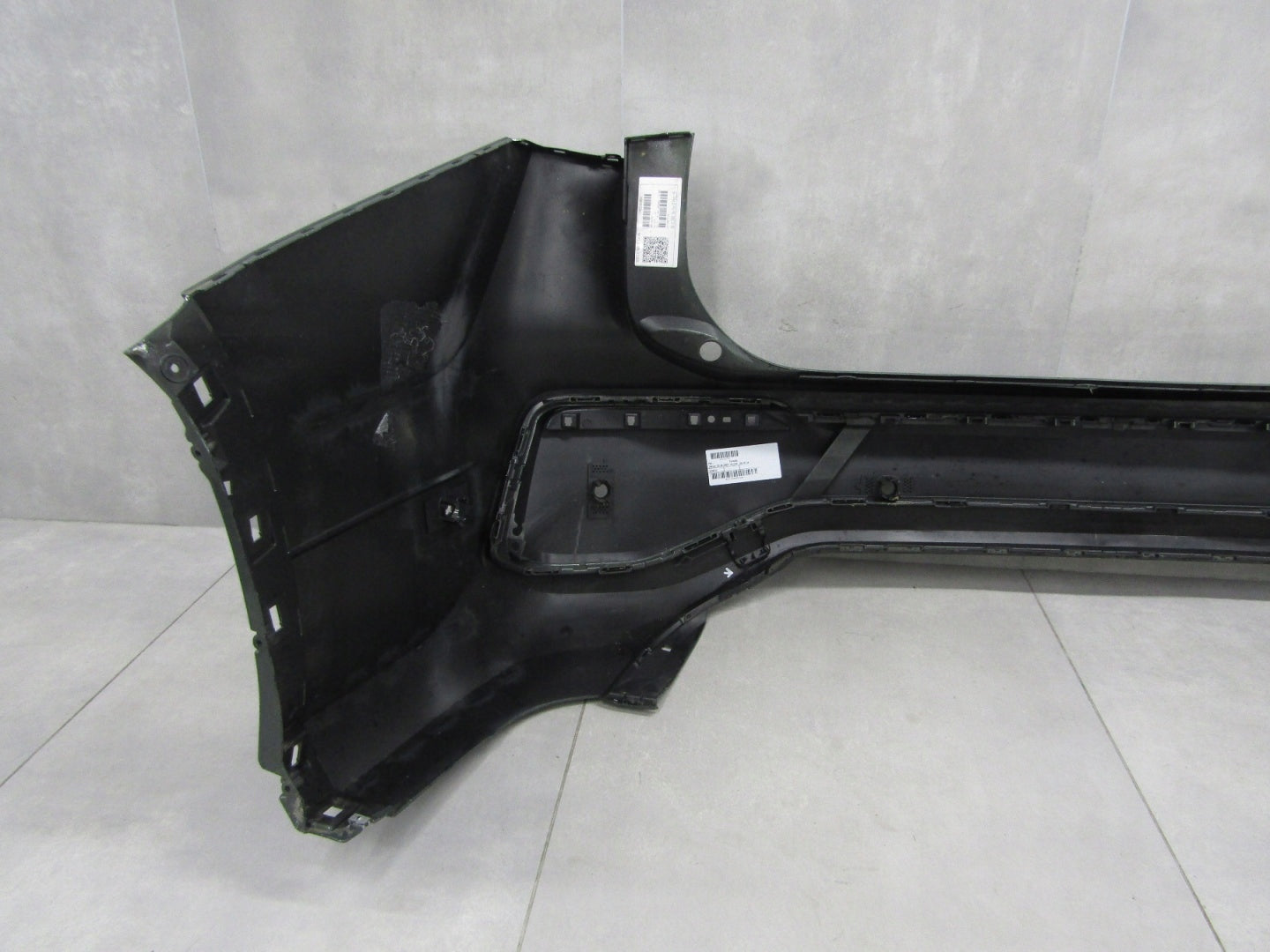 Rear Bumper Volkswagen VW Tayron 24-