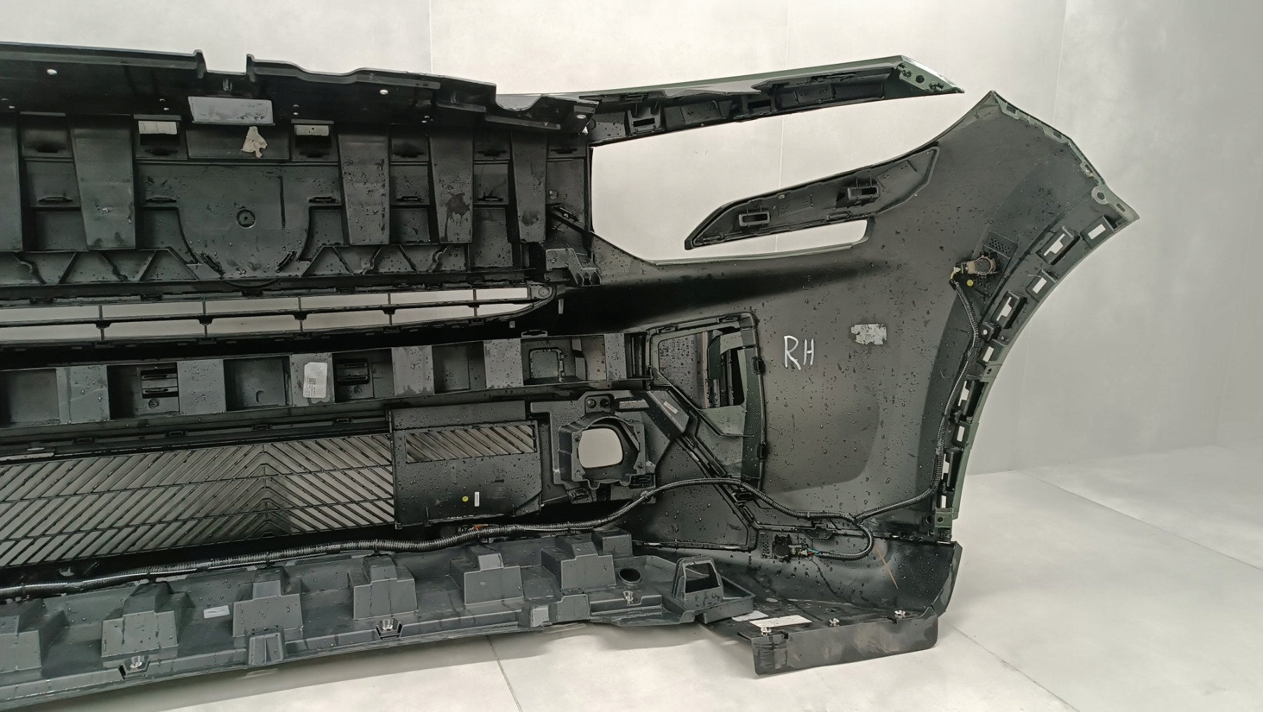 Front Bumper for Citroen C3 e-C3 Aircross II 24- / with wiring harness + PDC