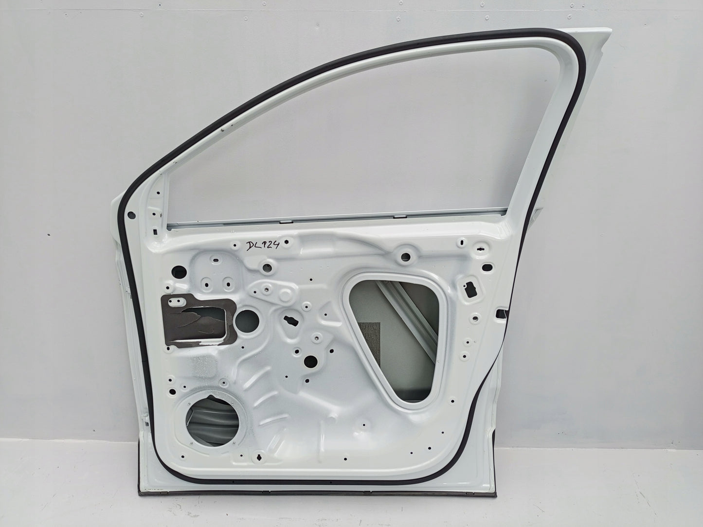 SEAT ATECA 575 2016- FRONT RIGHT DOOR PASSENGER SIDE 575831312