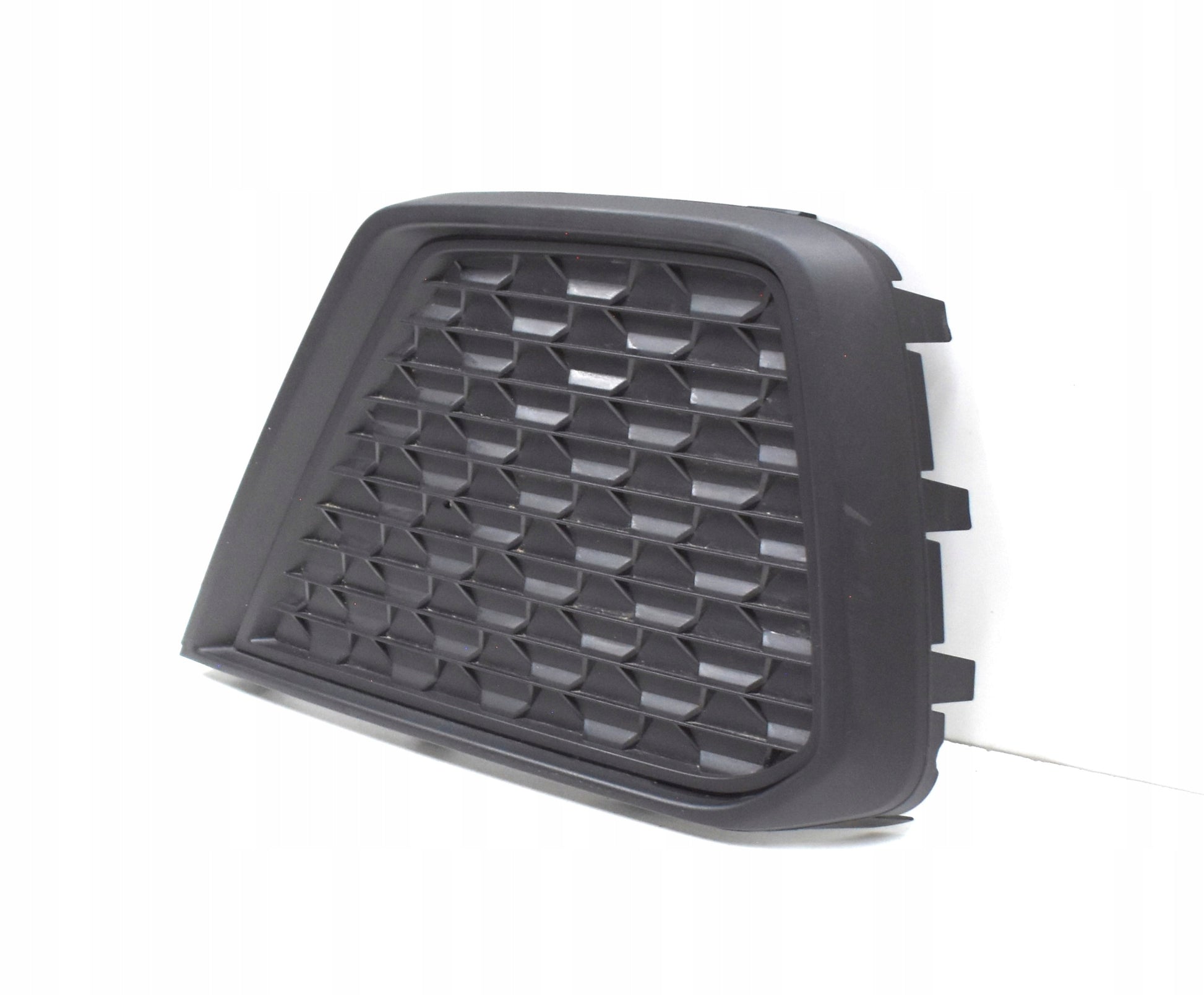 AUDI A1 II 82A LEFT FRONT BUMPER GRILLE ORG