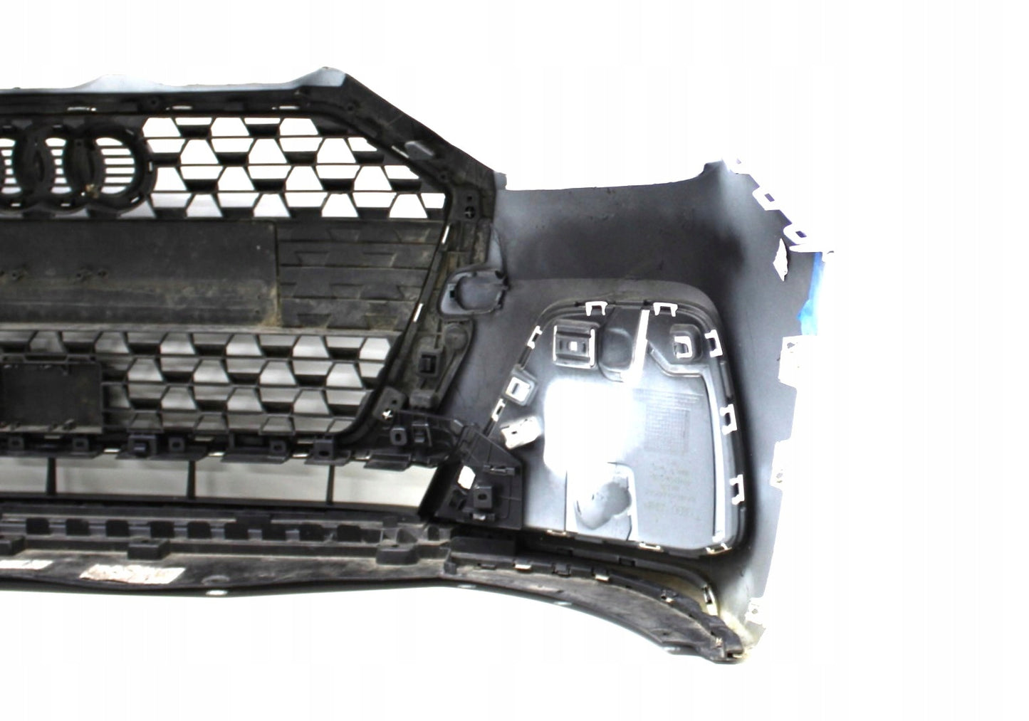 AUDI A1 II 82A FRONT BUMPER ORG