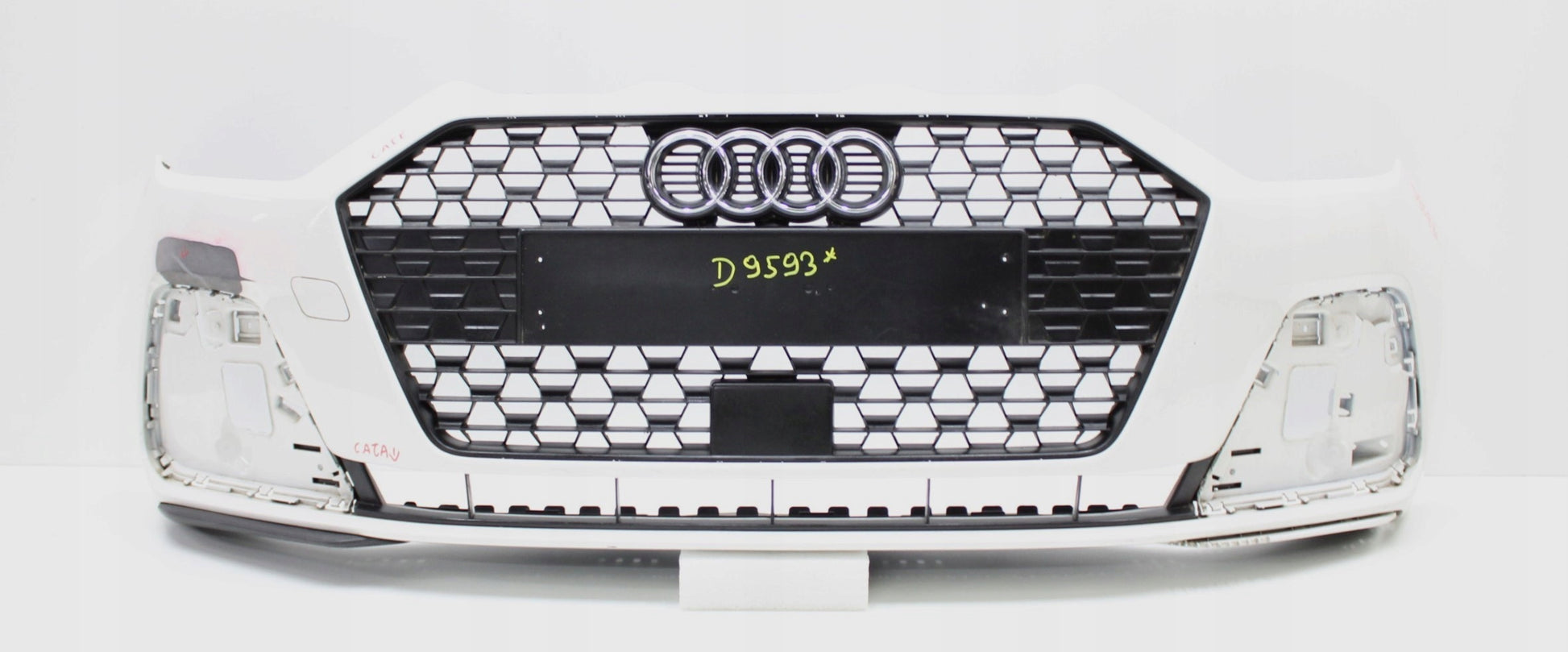 AUDI A1 II 82A FRONT BUMPER ORG