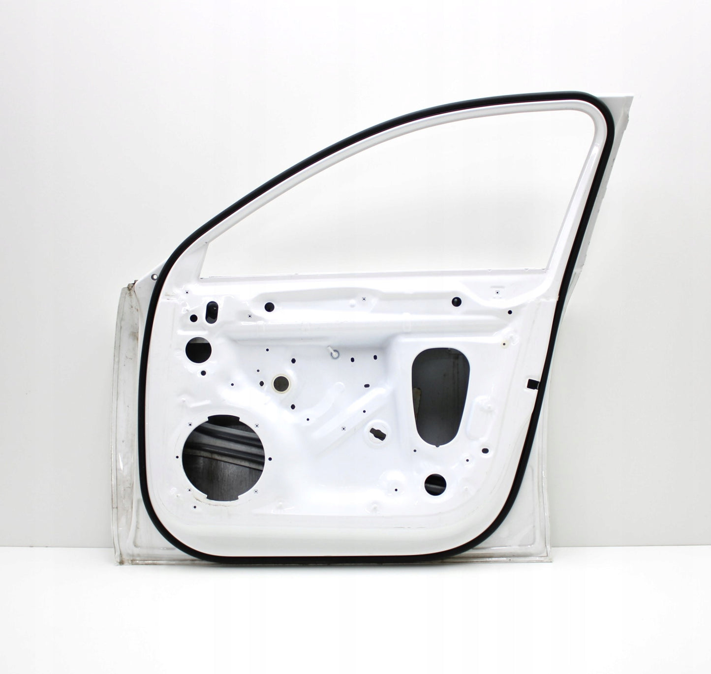 AUDI A4 B9 8W RIGHT FRONT DOOR ORG