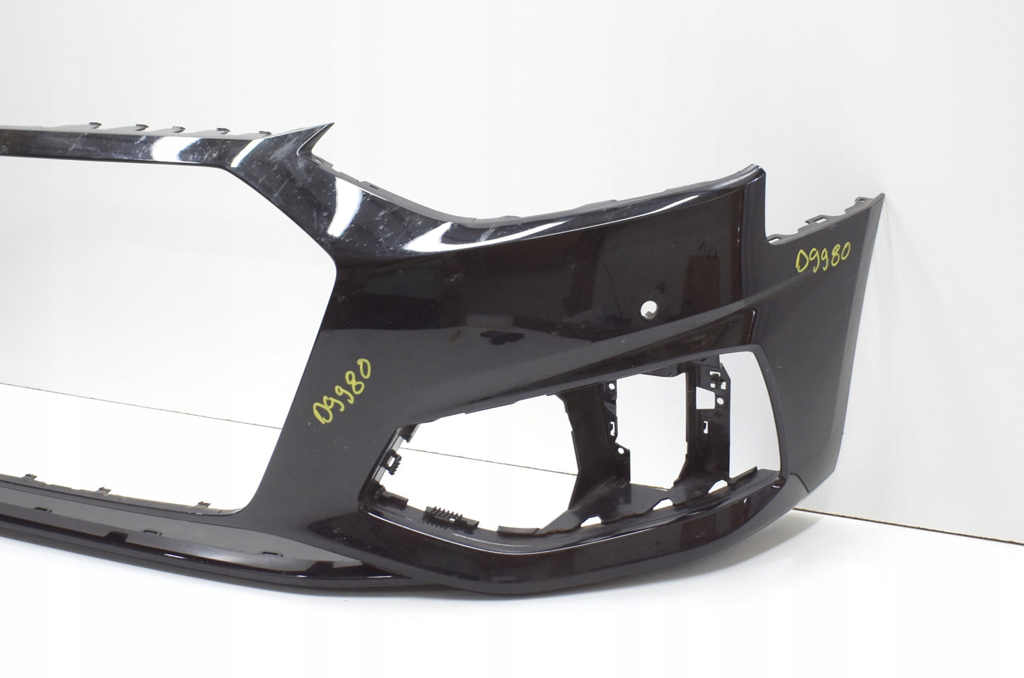 AUDI A4 B9 8W0 LIFT FRONT BUMPER FRONT ORIGINAL