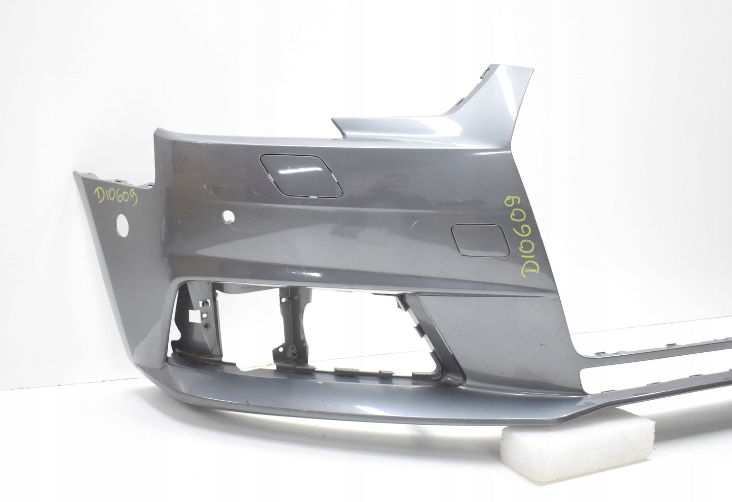 AUDI A4 B9 8W0 FRONT BUMPER ORG