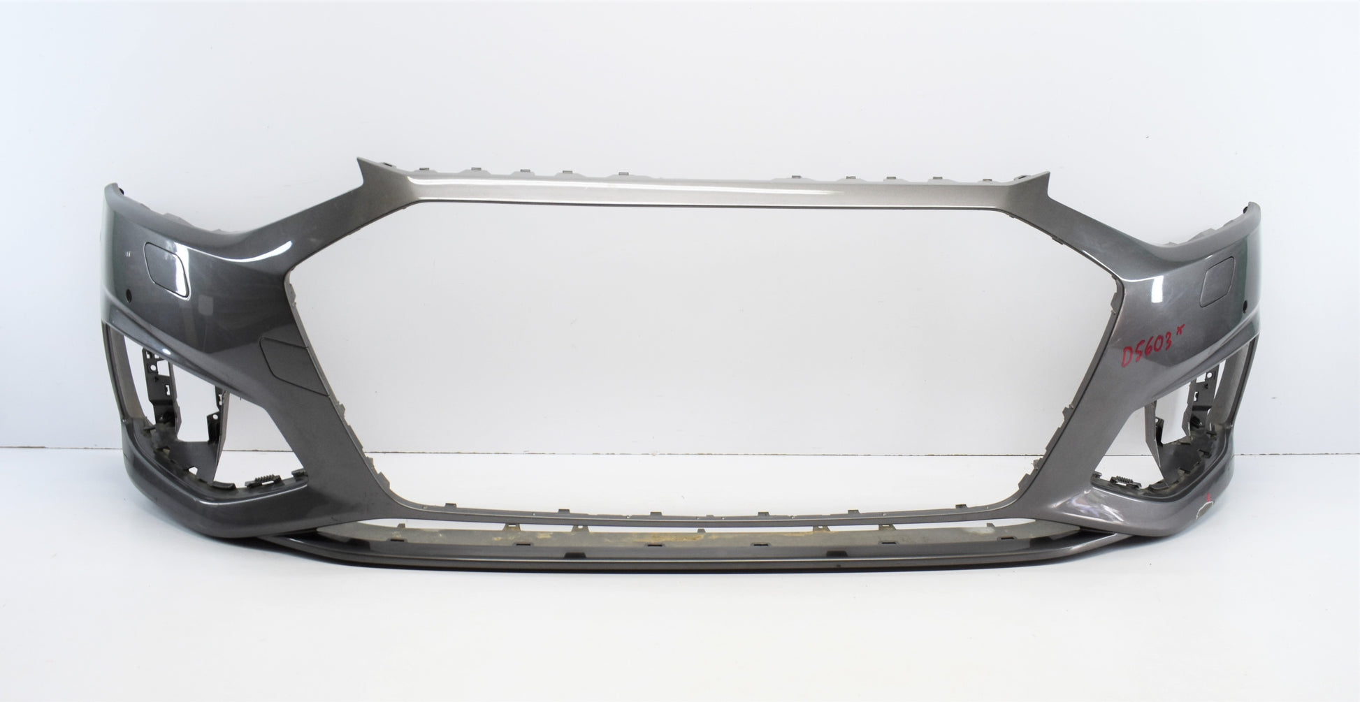 AUDI A4 B9 LIFT 8W0 FRONT BUMPER ORG
