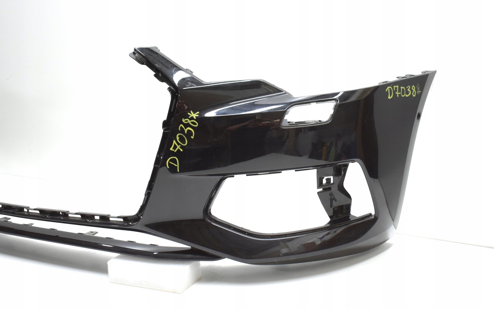 AUDI A6 C8 4K0 FRONT BUMPER ORG