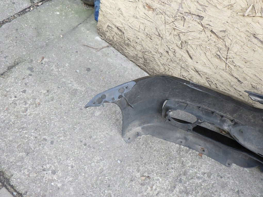 BMW 3 F30 F31 FRONT BUMPER WITHOUT HOLES